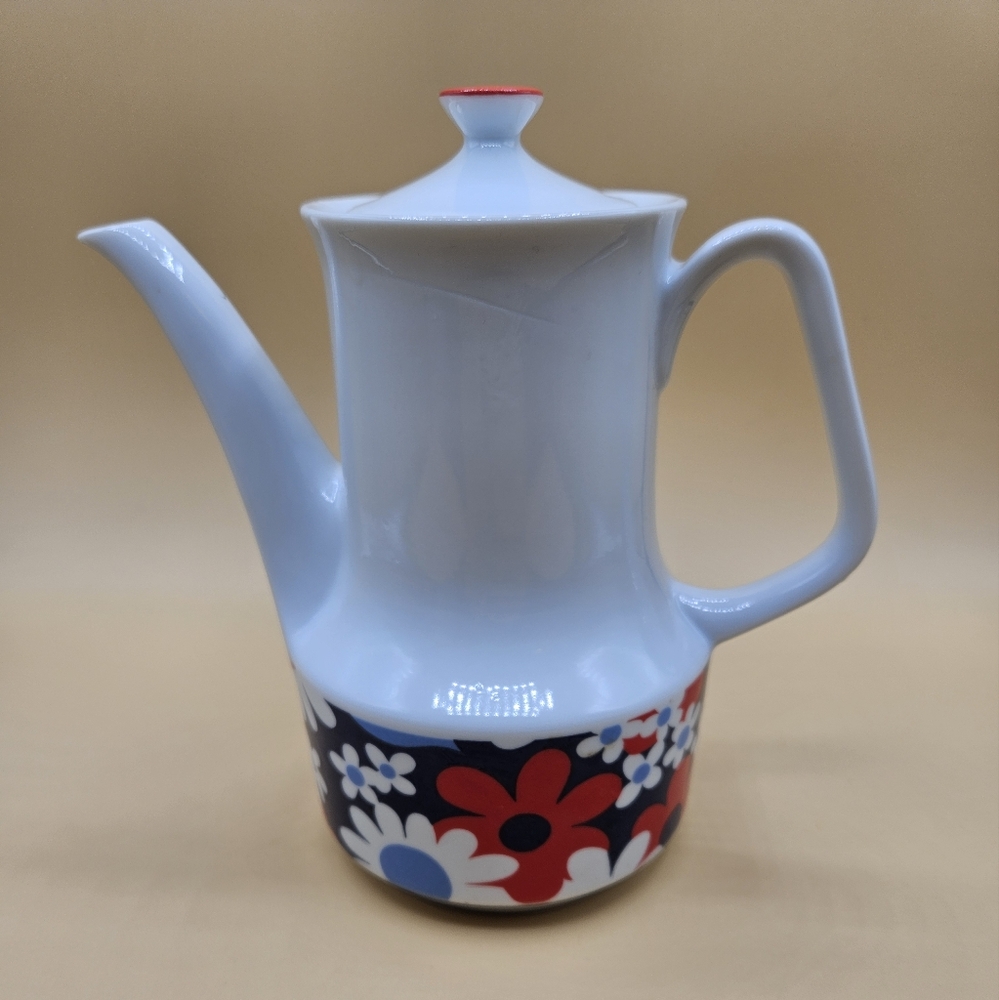 Vintage Napco Floral Red, White & Blue Teapot 7.5"H With Lid